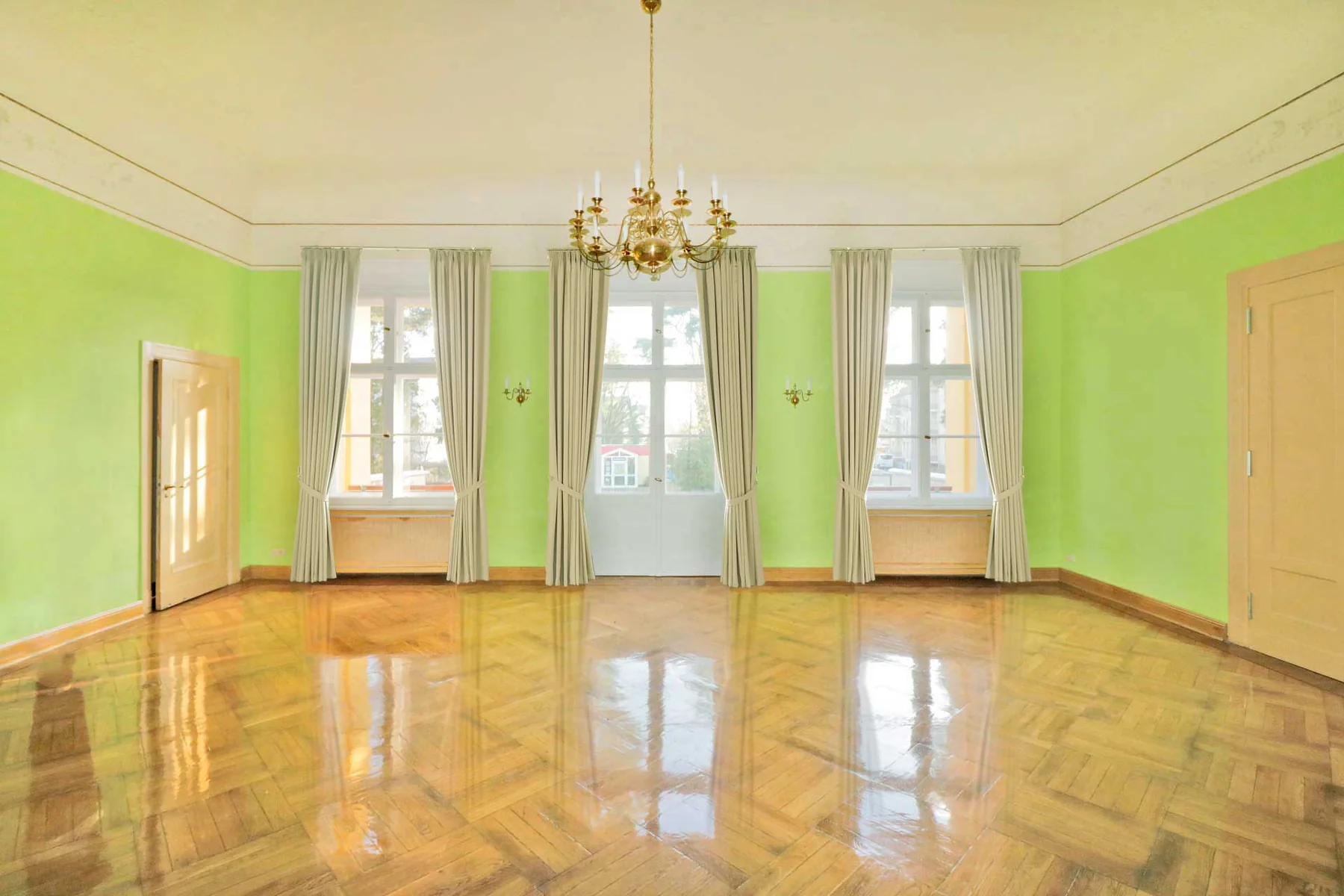 Grüner Saal als Motiv im Landhaus Strausberg